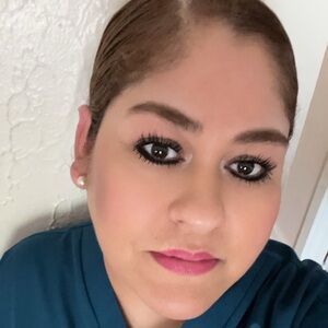 Meet your Posher, Anny